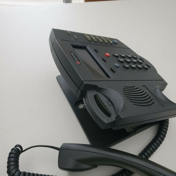 Polycom SoundPoint IP 301 SIP 2201-11301-001 Phone - Picture 4 of 6